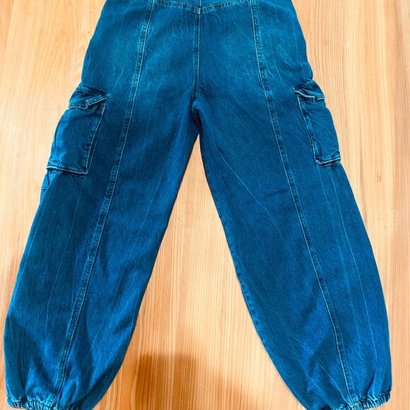 Women's Forever 21 Denim Jogger Cargo Oversize Jeans Size 31 - Picture 7 of 10